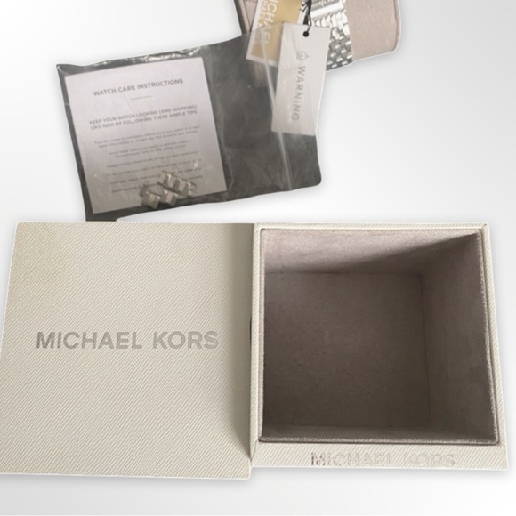 NWT Michael Kors Stainless Steel Crystal Watch MK3190 main image 7